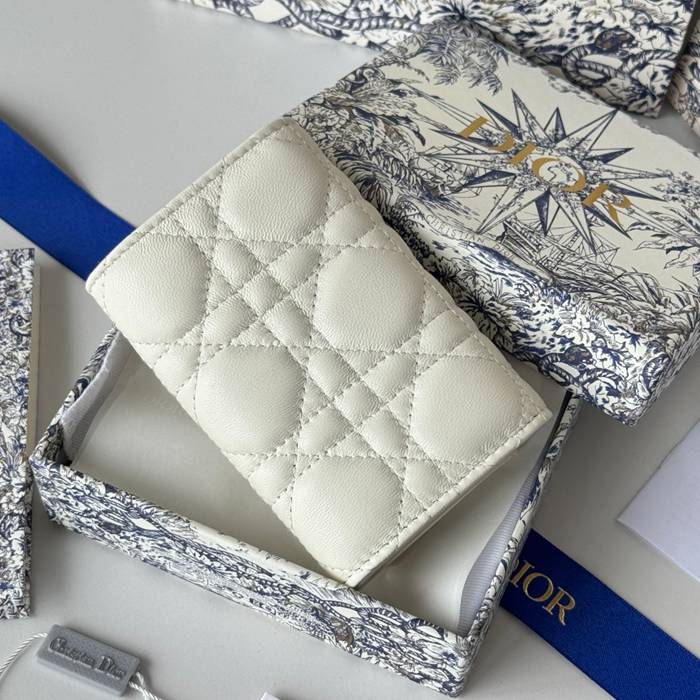 DIOR マイディオール グリシン ウォレット ラムスキン レディース 11×7.5×2.5cm