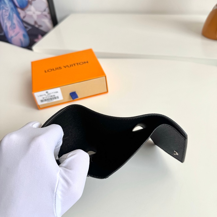 LOUIS VUITTON ヴィクトリーヌ ウォレット モノグラム マルチカラー レディース 12.5×9.5×2.5cm
