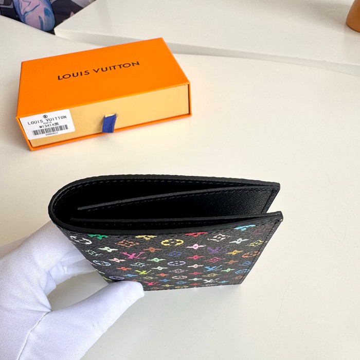 LOUIS VUITTON パスポートケース モノグラム マルチカラー レディース 14×10×2.5cm