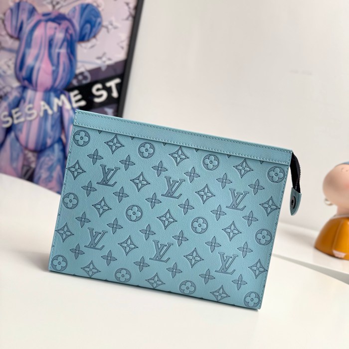 LOUIS VUITTON ポシェット ボヤージュ タイガレザー メンズ 26×20×5cm LOUIS VUITTON ポシェット ボヤージュ タイガレザー メンズ 26×20×5cm