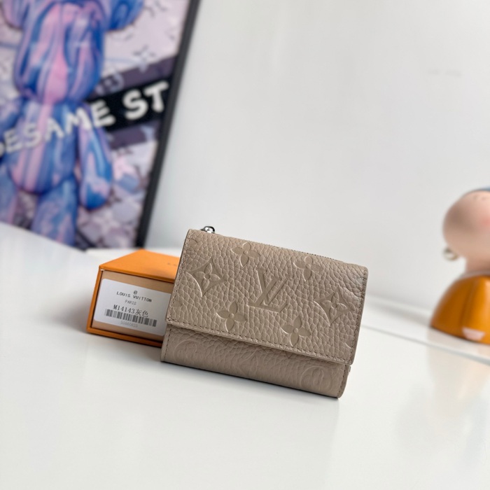 LOUIS VUITTON スレンダー パイロット ウォレット タオリヨンレザー メンズ 11×8.5×2cm LOUIS VUITTON スレンダー パイロット ウォレット タオリヨンレザー メンズ 11×8.5×2cm