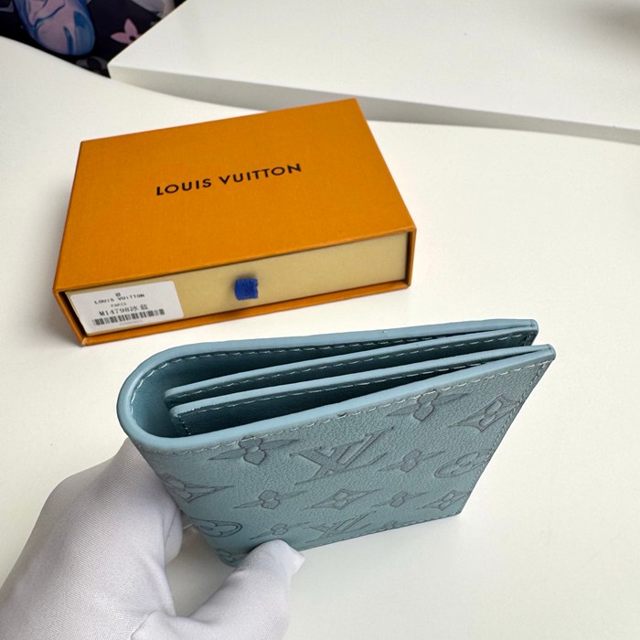 LOUIS VUITTON パスポートケース モノグラム シャドウ レザー メンズ 14×10×2.5cm
