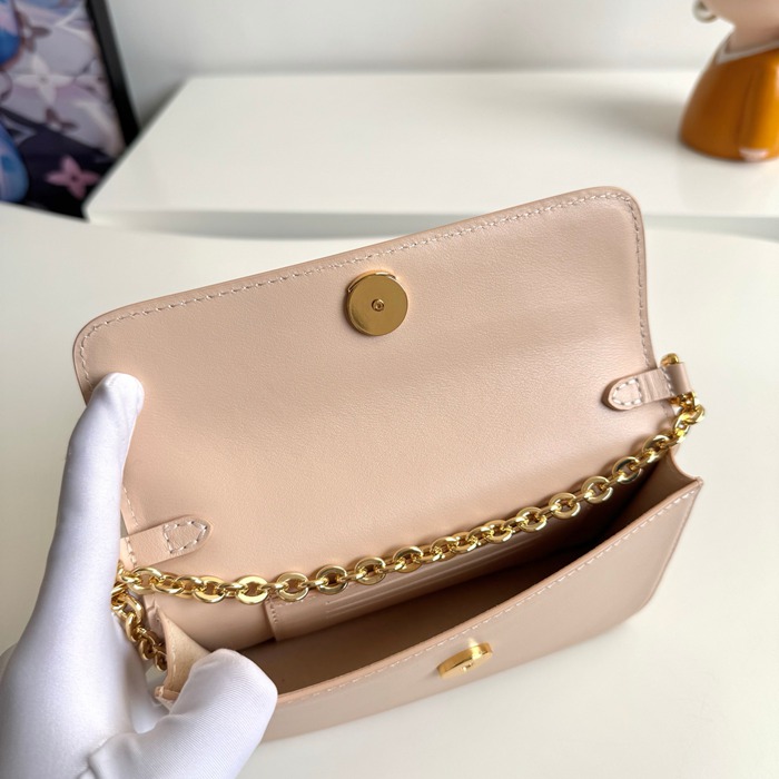 LOUIS VUITTON ウォレット オンチェーン LVブルーム レザー レディース 20×11.5×4cm