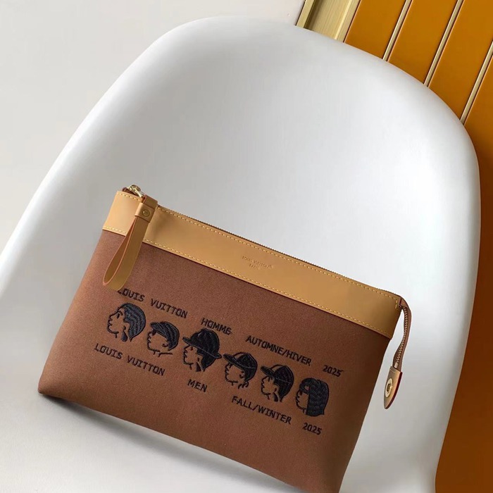 LOUIS VUITTON iPad 手拿包 LVアエログラム レザー メンズ 30×22×5cm LOUIS VUITTON iPad 手拿包 LVアエログラム レザー メンズ 30×22×5cm