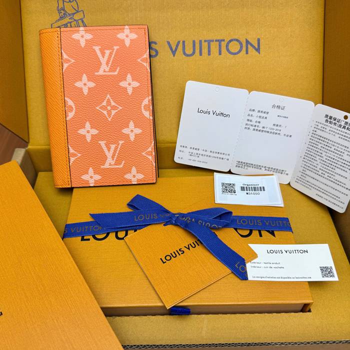 LOUIS VUITTON パスポートケース モノグラム キャンバス メンズ 10×14×2.5cm