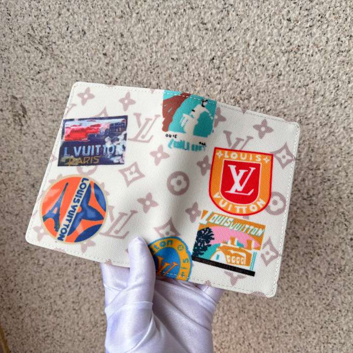 LOUIS VUITTON パスポートケース モノグラム デューン メンズ 10×14×2.5cm
