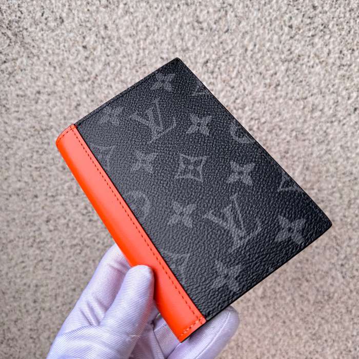 LOUIS VUITTON パスポートケース モノグラム エクリプス メンズ 10×14×2.5cm