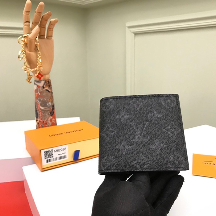 LOUIS VUITTON マルコ ウォレット モノグラム エクリプス メンズ 10.5×10.5cm LOUIS VUITTON マルコ ウォレット モノグラム エクリプス メンズ 10.5×10.5cm