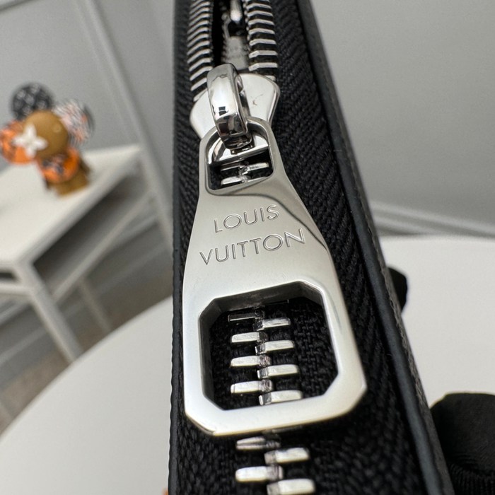LOUIS VUITTON ジッピー ウォレット モノグラム エクリプス メンズ 19×10cm