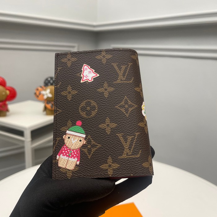 LOUIS VUITTON パスポートケース モノグラム キャンバス レディース 10×14×2.5cm