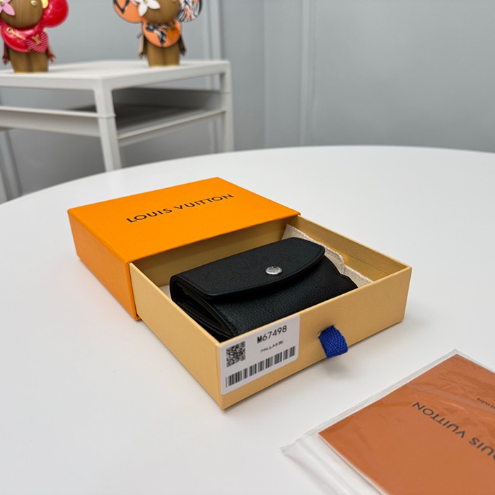 LOUIS VUITTON アイリス XS ウォレット マヒナレザー レディース 9.8×7.8×1cm