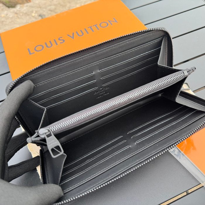 LOUIS VUITTON ジッピー ウォレット カーフレザー メンズ 21×10×2.5cm