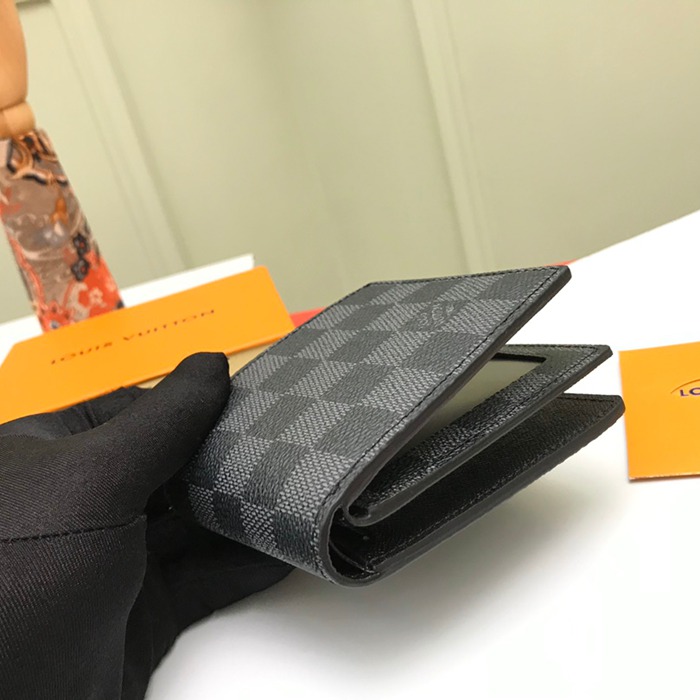 LOUIS VUITTON アメリゴ ウォレット ダミエ グラフィット メンズ 11.5×9.5cm