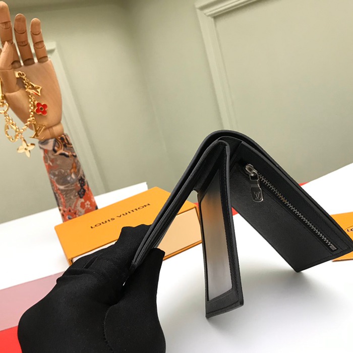 LOUIS VUITTON アメリゴ ウォレット クロスグレインレザー メンズ 11.5×9.5cm