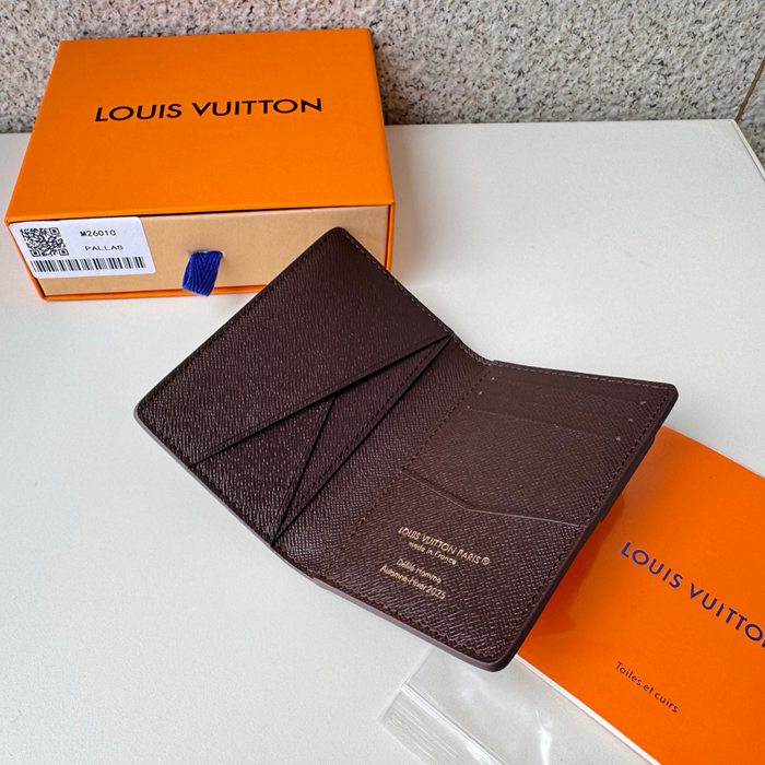 LOUIS VUITTON カードケース モノグラム ランドスケープ メンズ 7.5×11.1×1cm