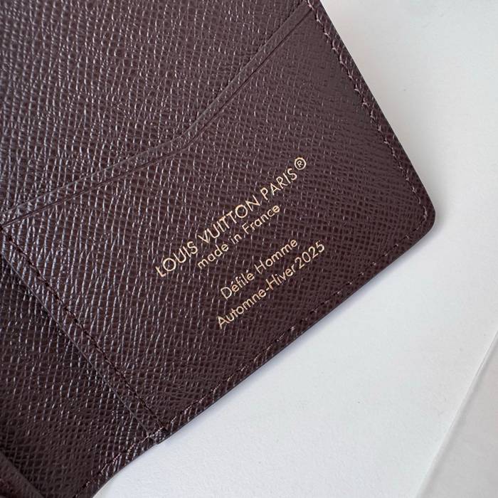 LOUIS VUITTON カードケース モノグラム ランドスケープ メンズ 7.5×11.1×1cm