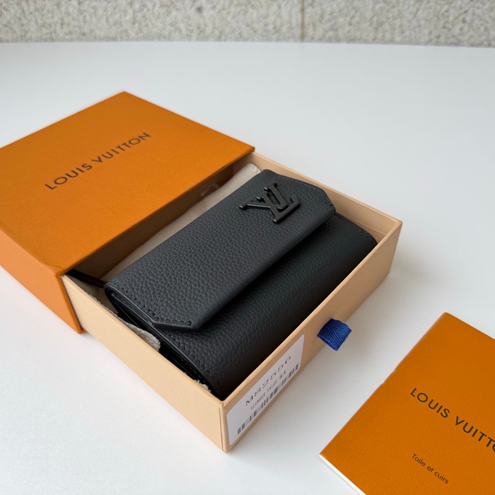 LOUIS VUITTON ポルトフォイユ パイロット カーフレザー メンズ 11×8.5×2cm