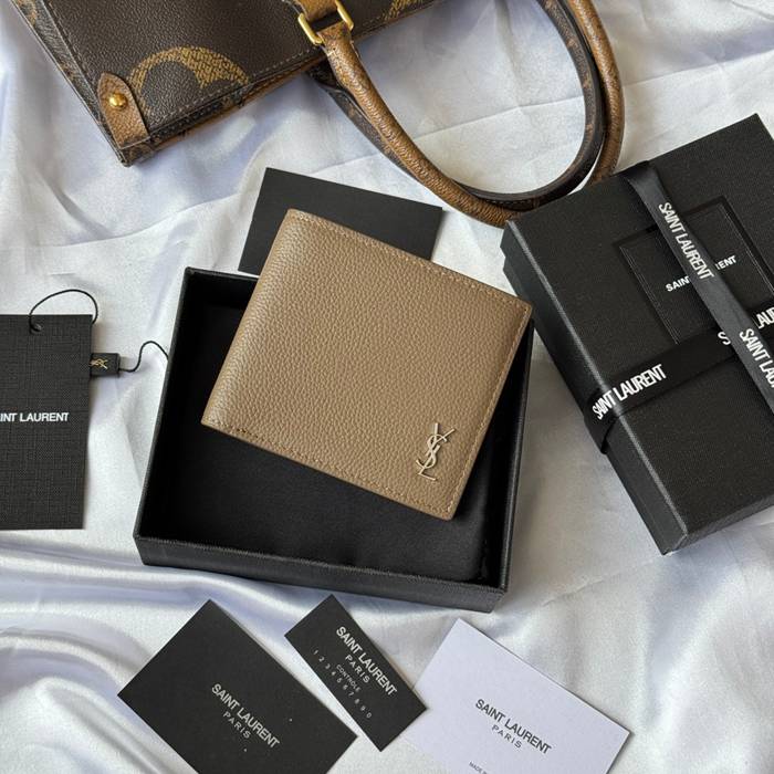 YSL 二つ折り財布 カーフレザー メンズ 11×9.5×2.5cm YSL 二つ折り財布 カーフレザー メンズ 11×9.5×2.5cm
