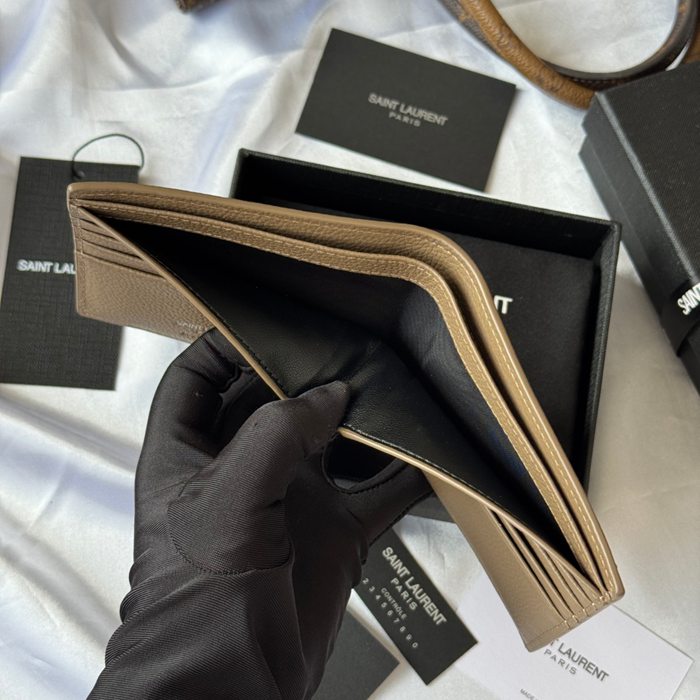 YSL 二つ折り財布 カーフレザー メンズ 11×9.5×2.5cm