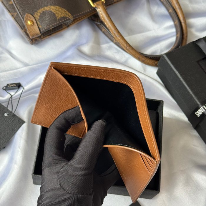 YSL 二つ折り財布 カーフレザー メンズ 9×11.5×2cm