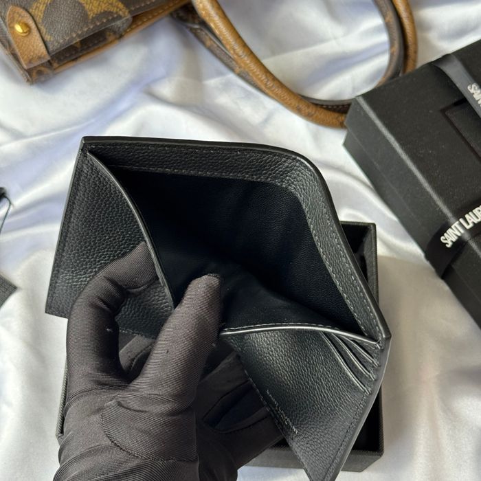 YSL 二つ折り財布 カーフレザー メンズ 9×11.5×2cm