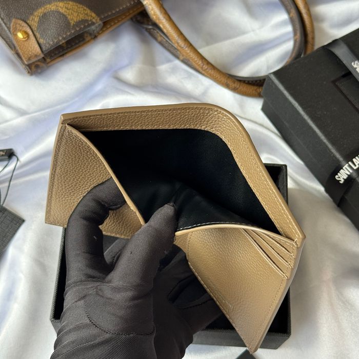 YSL 二つ折り財布 カーフレザー メンズ 9×11.5×2cm