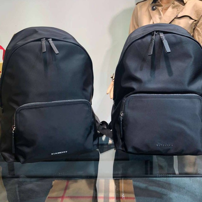 バーバリー スタイル レザートリム リュック サイズ：29×15×40cm