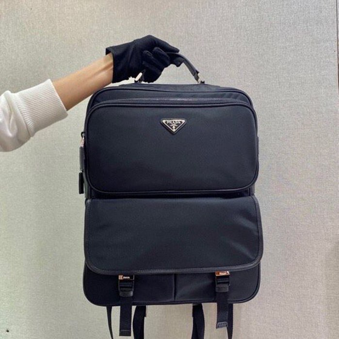 プラダ スタイル リュック 2VZ049 サイズ：30×38×13cm