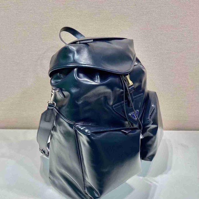 プラダ スタイル ランウェイ リュック 2VZ108 グレースレザー サイズ:38×45×18cm