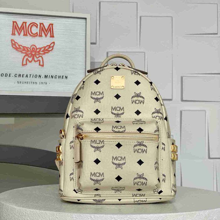 MCM スタイル ビゼトス スターク ミニ リュック ベージュ サイズ：26×10.5×21.5cm