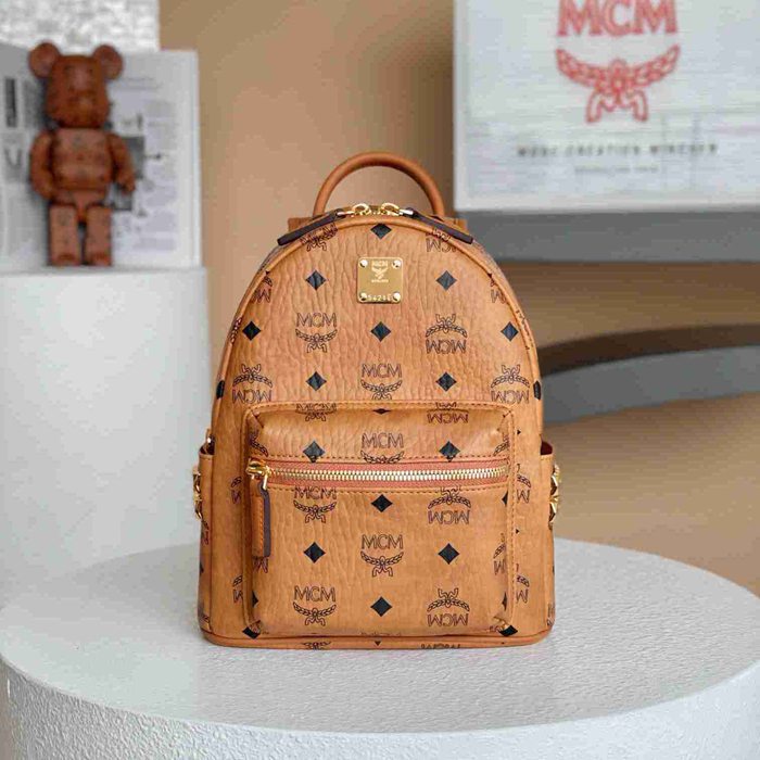 MCM スタイル ビゼトス スターク ミニ リュック コニャック サイズ：10.2×4.1×8.5cm
