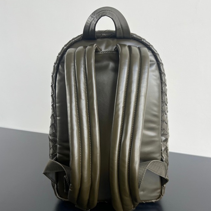 BOTTEGA VENETA スタイル 編み込み レザー リュック ビジネス サイズ:41×25×9cm