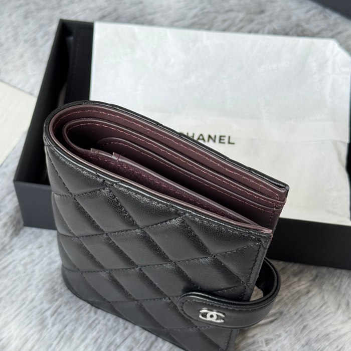 CHANEL AP3196 パスポート&ウォレット 二合一 ラム革 サイズ:15x10cm