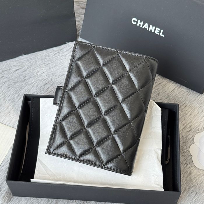 CHANEL AP3196 パスポート&ウォレット 二合一 ラム革 サイズ:15x10cm