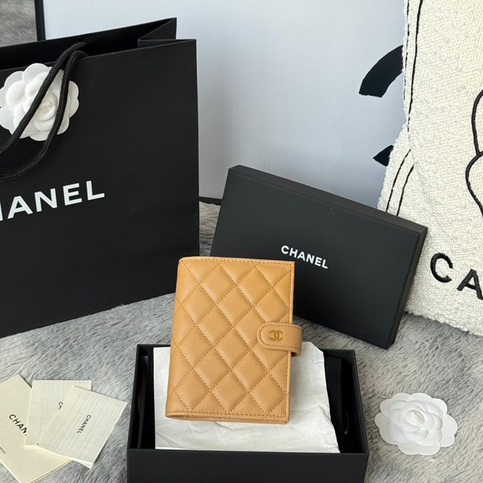CHANEL AP3196 パスポート&ウォレット 二合一 カヴィア サイズ:15x10cm