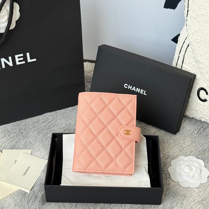 CHANEL AP3196 パスポート&ウォレット 二合一 カヴィア サイズ:15x10cm