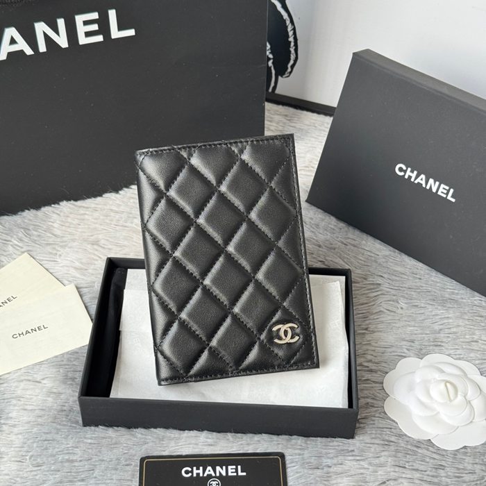 CHANEL AP3197 クラシックパスポートケース ラム革 サイズ:14.5x10.5cm