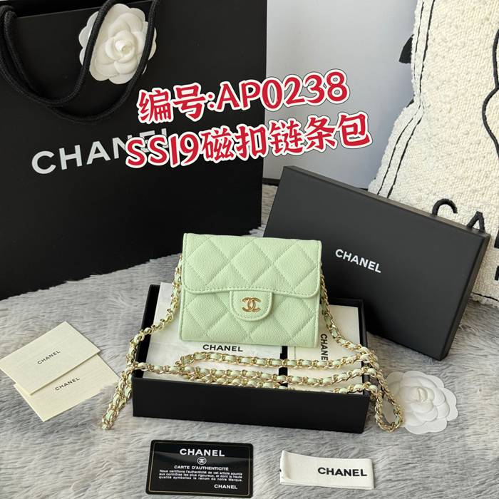 CHANEL 0238 SS19 チェーン付きカードケース カヴィア粒革 サイズ:12.5x8.5x2.5cm