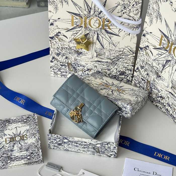 DIOR S0966ONMJ マイディオール グリシン 財布 ラム革 サイズ:11x7.5x2.5cm