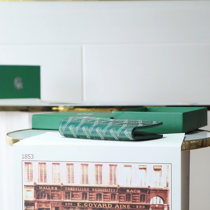 GOYARD 020234 パスポートケース サイズ:8x11cm