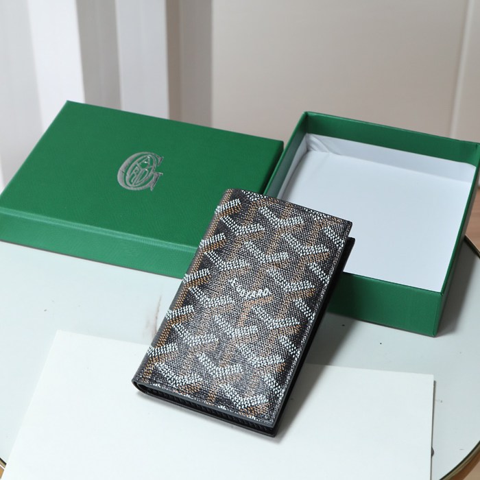 GOYARD 020234 パスポートケース サイズ:8x11cm GOYARD 020234 パスポートケース サイズ:8x11cm