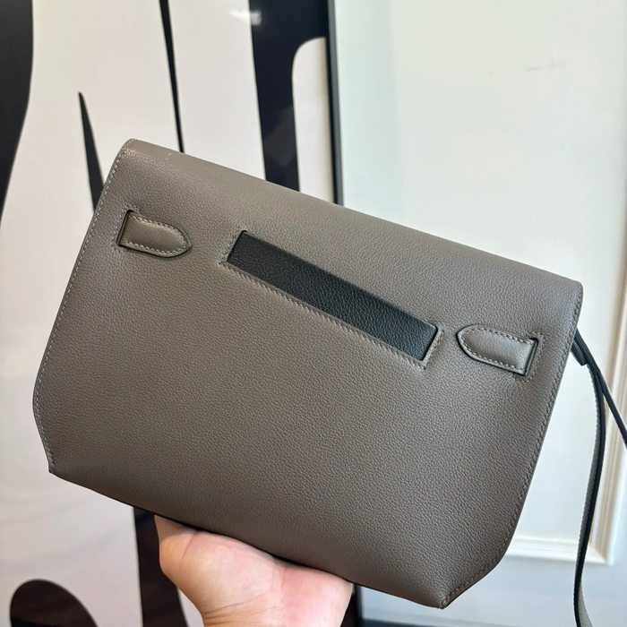 HERMES ケリー デペッシュ 25 クラッチバッグ エバーカラー革 ショルダーストラップ付き サイズ: