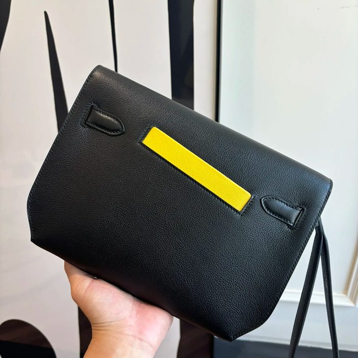 HERMES ケリー デペッシュ 25 クラッチバッグ エバーカラー革 ショルダーストラップ付き サイズ: