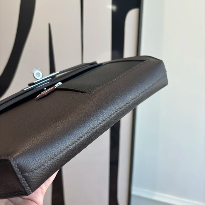 HERMES ケリー デペッシュ 25 クラッチバッグ エバーカラー革 ショルダーストラップ付き サイズ: