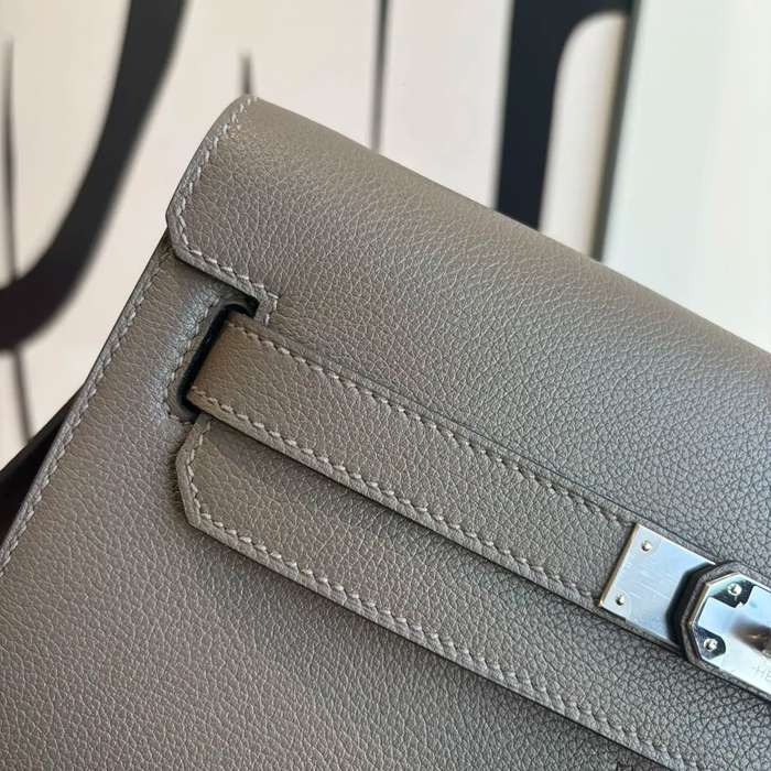 HERMES ケリー デペッシュ 25 クラッチバッグ エバーカラー革 ショルダーストラップ付き サイズ: