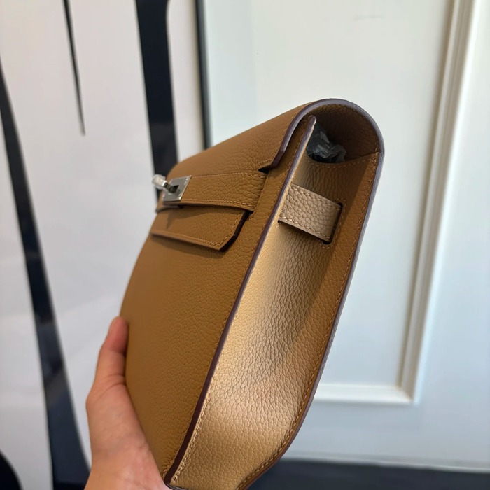 HERMES ケリー デペッシュ 25 クラッチバッグ トゴ革 ショルダーストラップ付き サイズ:
