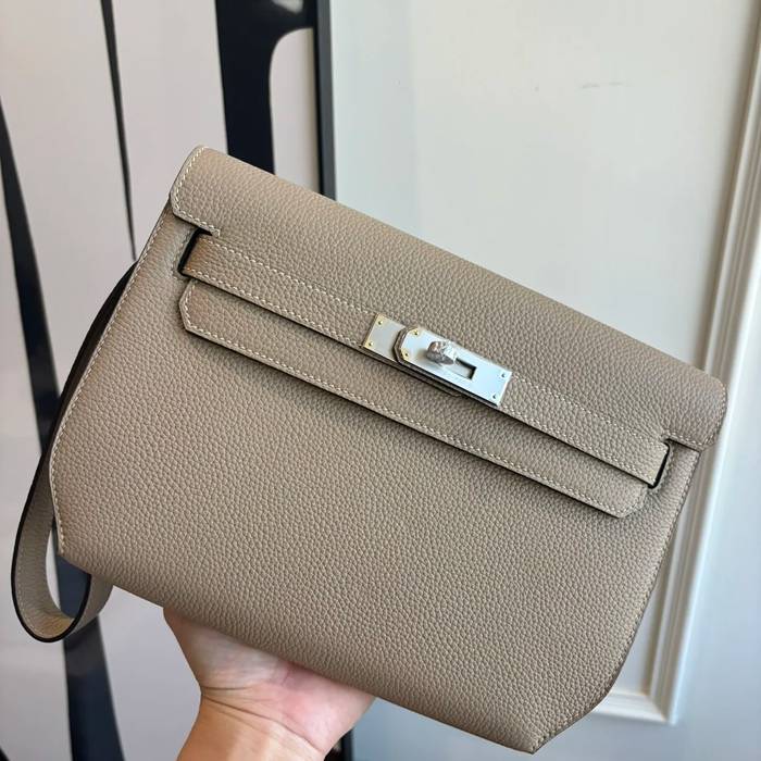 HERMES ケリー デペッシュ 25 クラッチバッグ トゴ革 ショルダーストラップ付き サイズ: