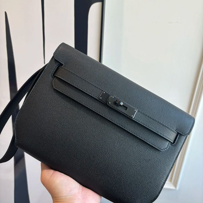 HERMES ケリー デペッシュ 25 クラッチバッグ エプソム革 ショルダーストラップ付き サイズ: