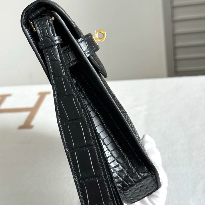 HERMES ケリー デペッシュ 25cm クラッチバッグ マットワニ腹皮 ブラック ゴールド金具 サイズ: