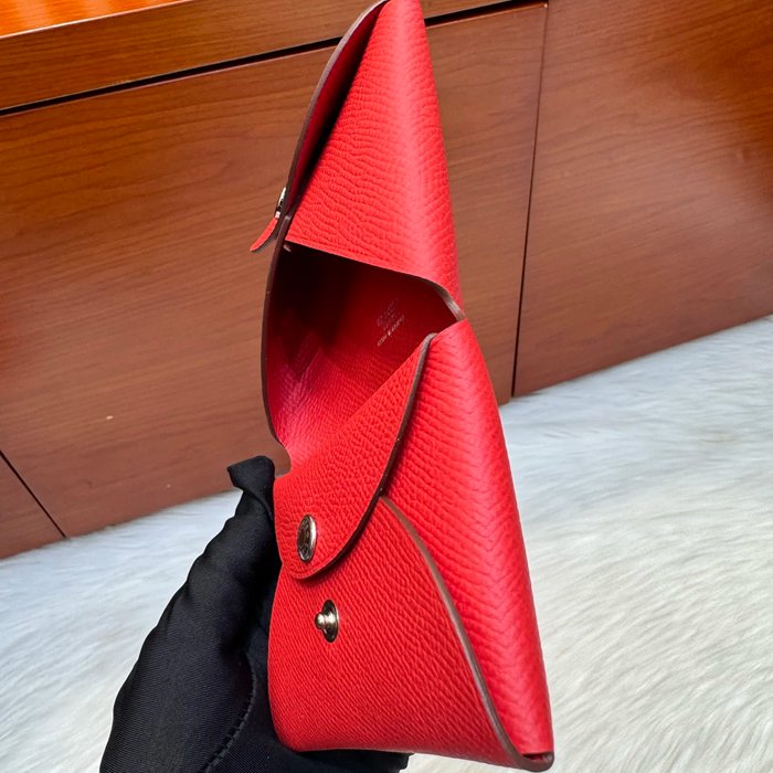 HERMES カルヴィ デュオ 二層カードケース エプソム 国旗レッド シルバー金具 サイズ: